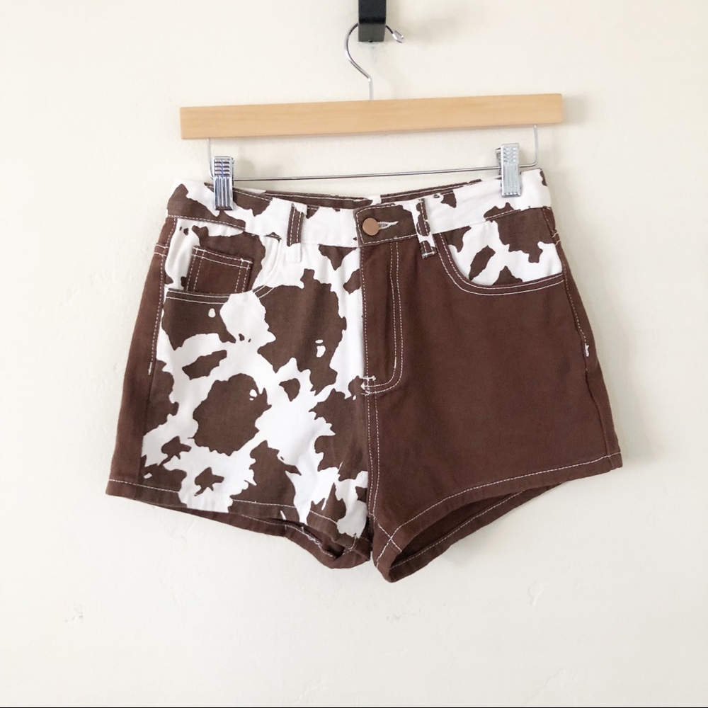 NWT Cow Print Jean Shorts sz s
